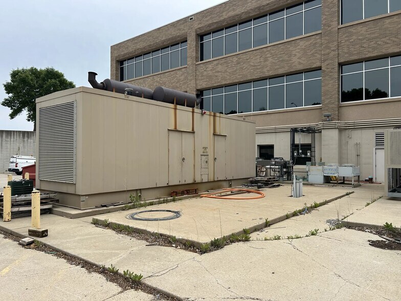 More Photos Of 5100 S Broadband Ln, Sioux Falls Office For Lease