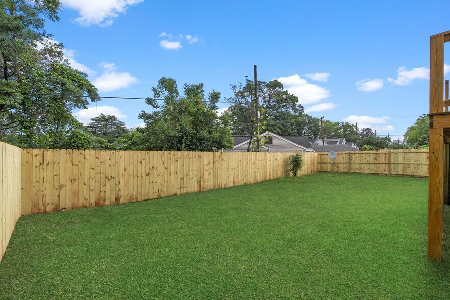 More Photos Of , Greenville Multifamily For Sale