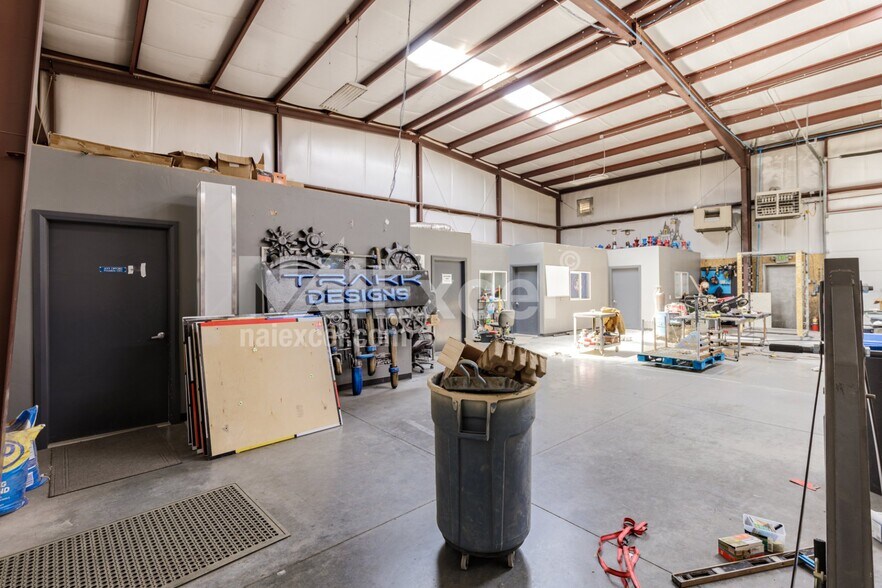 More Photos Of 1326 S 1900 E, Washington Warehouse For Lease