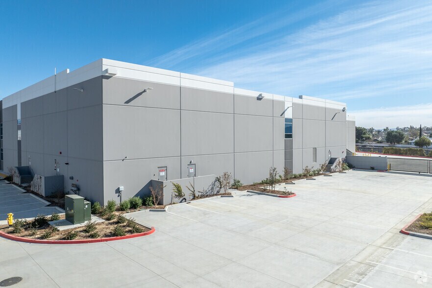 More Photos Of 4795 Troy Ct, Jurupa Valley Manufacturing For Sale