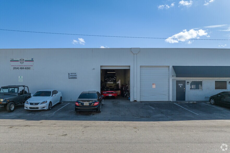 More Photos Of 1900-2261 NW 29th St, Oakland Park Unknown For Lease
