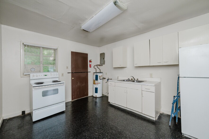 More Photos Of , Birmingham Multifamily For Sale