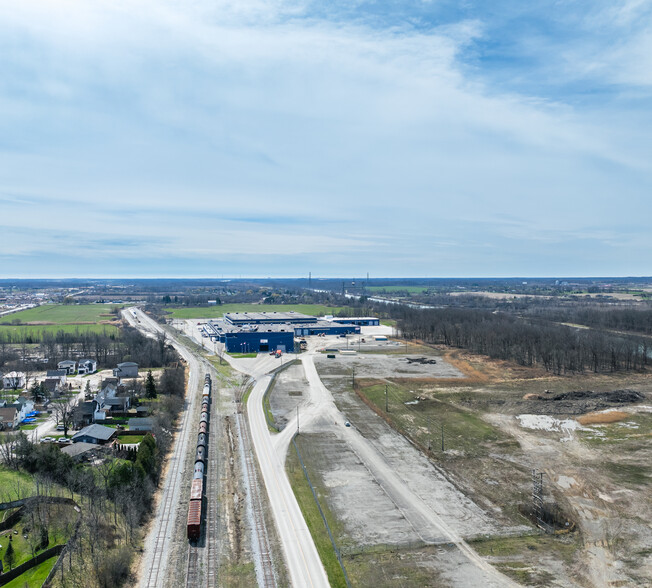 Primary Photo Of 100 Hayes Rd, Thorold Manufacturing For Lease