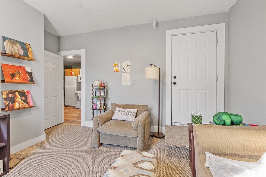 More Photos Of 122 Laurel St, Fitchburg Multifamily For Sale