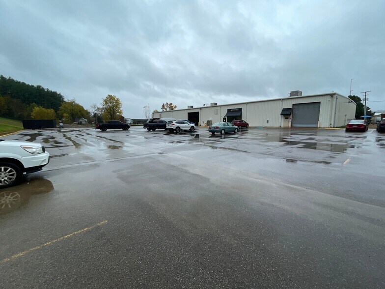 More Photos Of 708 Fairground Rd, Lucasville Land For Sale