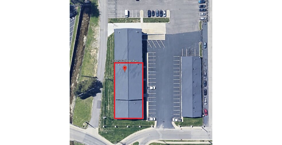 More Photos Of 800 S College Ave, Bloomington Office For Lease