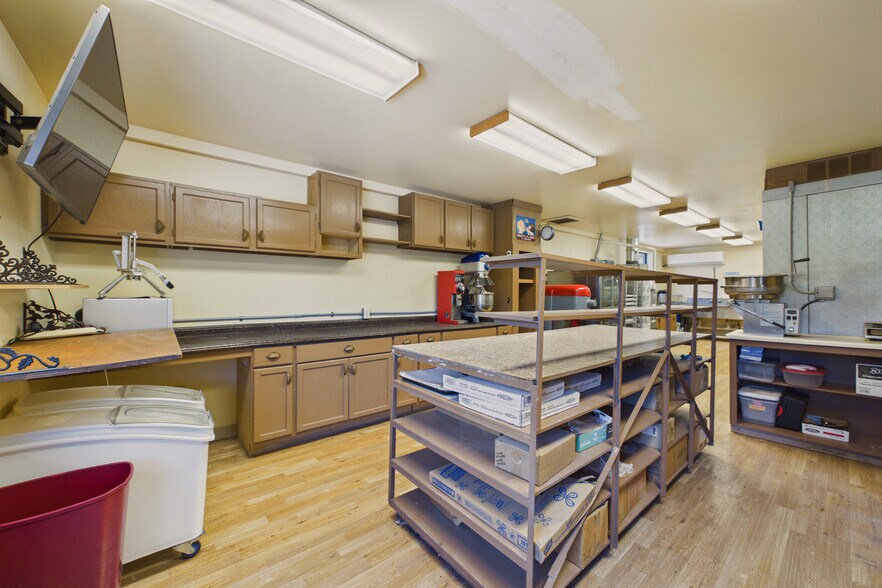 More Photos Of 949 Highway 82, Mountain Park Storefront Retail Residential For Sale