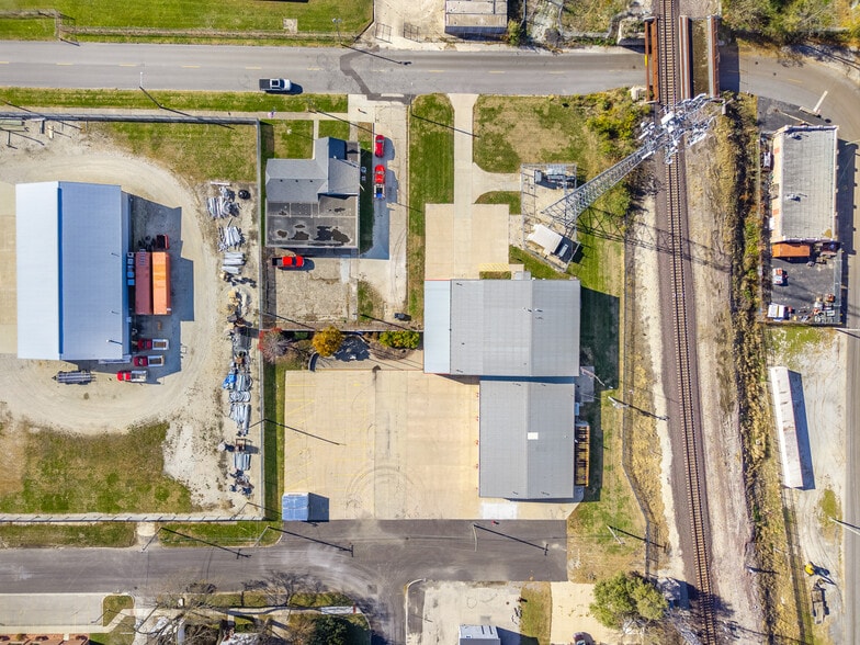 More Photos Of 501 N Main St, Wilmington Warehouse For Sale