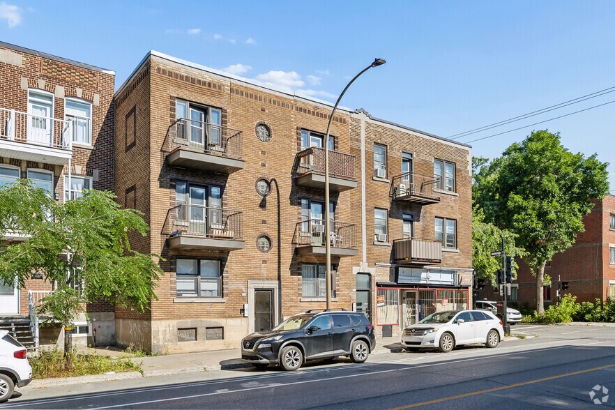 More Photos Of 1343-1349 Rue Bélanger, Montréal Storefront Retail Residential For Lease