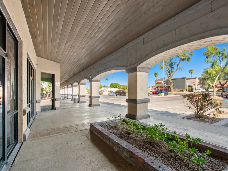 More Photos Of 2111 S Alma School Rd, Mesa General Retail For Lease