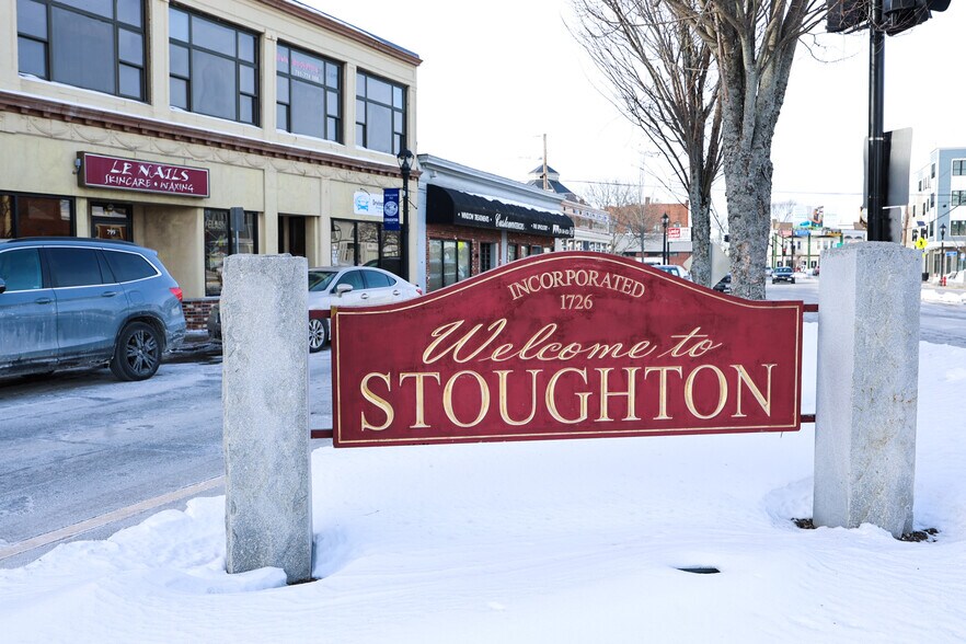 More Photos Of 19-23 Park St, Stoughton Office For Lease