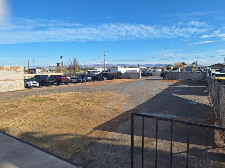 More Photos Of 241 Elliott Rd, Henderson Industrial For Lease
