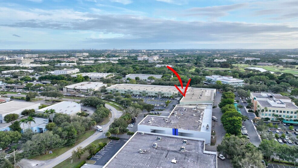 More Photos Of 1200 S Rogers Cir, Boca Raton Warehouse For Lease