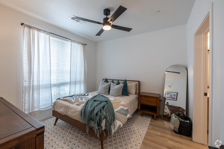 More Photos Of 12150 E Dartmouth Ave, Aurora Apartments For Lease