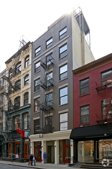 More Photos Of 31 Howard St, New York Loft Creative Space For Lease