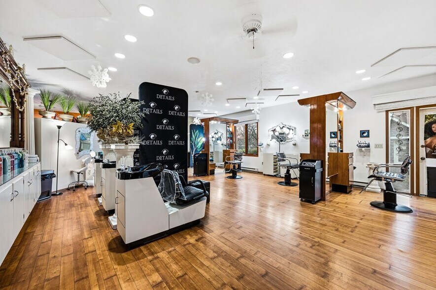 More Photos Of 7828 Highway 42, Egg Harbor Storefront For Sale