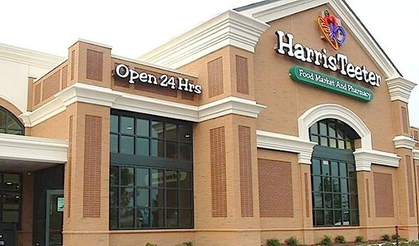 Primary Photo Of 2120 Wayne Memorial Dr, Goldsboro Supermarket For Lease