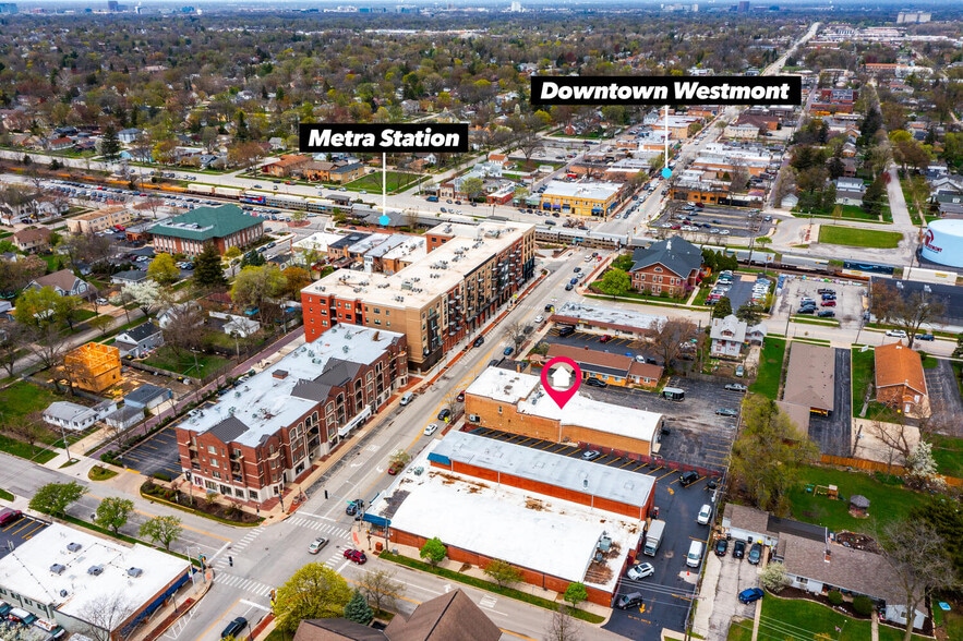 More Photos Of 25 S Cass Ave, Westmont Storefront For Lease