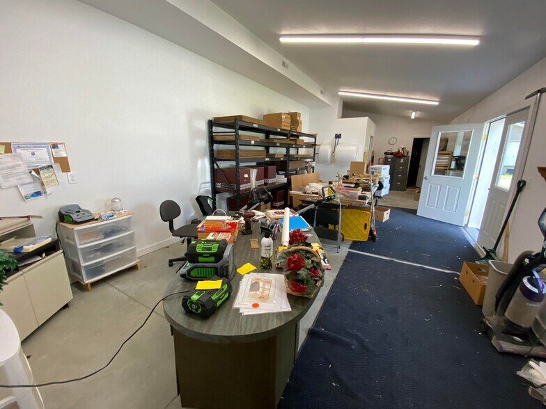 More Photos Of 120 Vreeland St, North Adams Freestanding For Sale