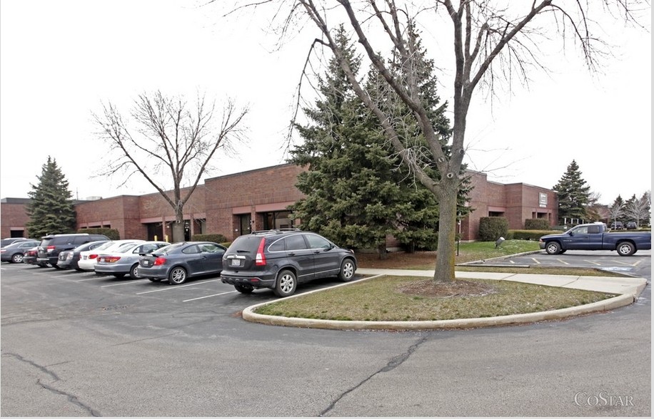 Primary Photo Of 1450-1484 Elmhurst Rd, Elk Grove Village Unknown For Lease