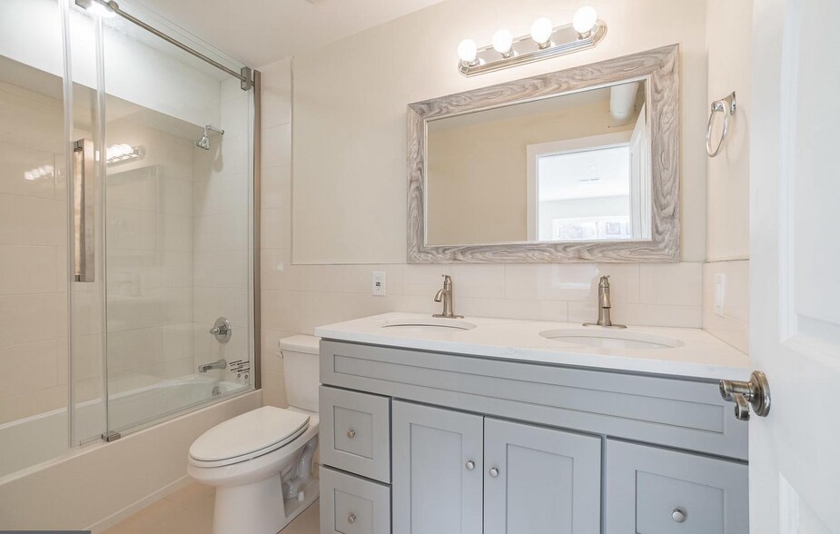 More Photos Of 5047 Baltimore Ave, Philadelphia Apartments For Sale