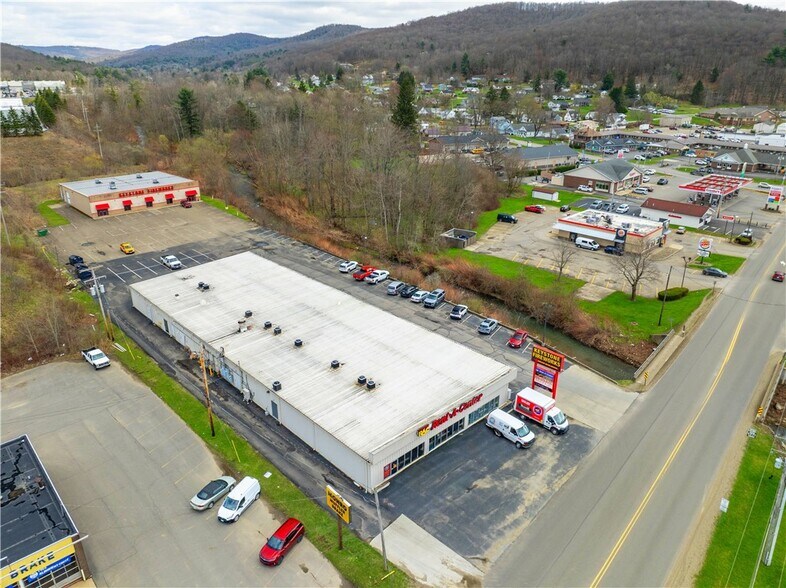 More Photos Of 1020 E Main St, Bradford Storefront For Sale