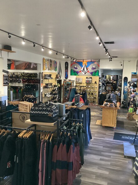 More Photos Of 3542 Lake Tahoe Blvd, South Lake Tahoe Restaurant For Sale