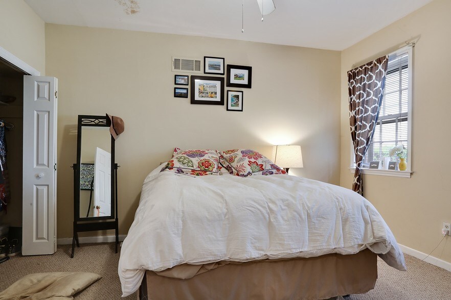 More Photos Of 323 4th St NE, Atlanta Apartments For Sale