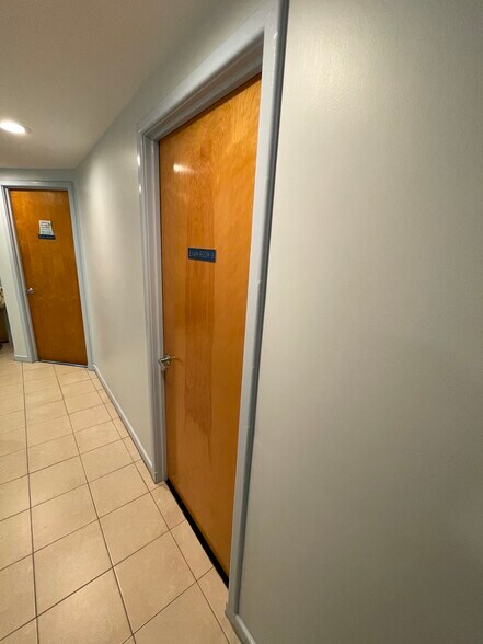 More Photos Of 14449 70th Ave, Flushing Healthcare For Lease