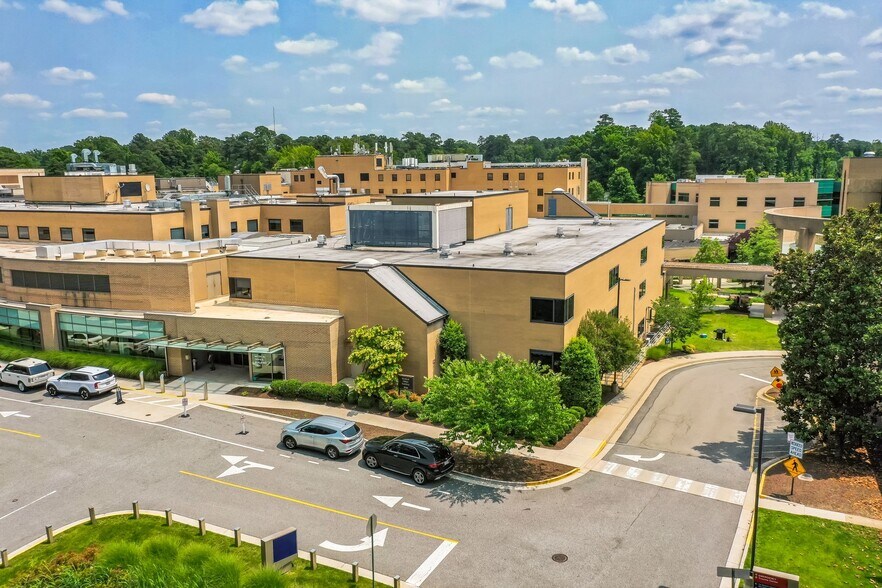 More Photos Of 7601 Forest Ave, Richmond Medical For Lease