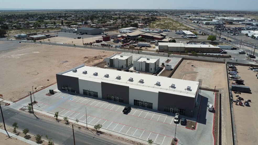 Primary Photo Of 1524 Pawling Dr, Horizon City Light Distribution For Sale