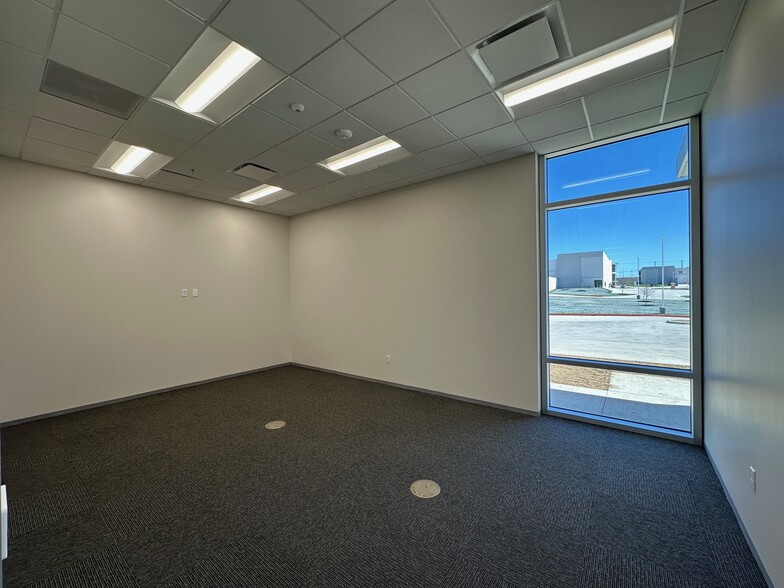 More Photos Of 22867 IH-35, Schertz Unknown For Lease