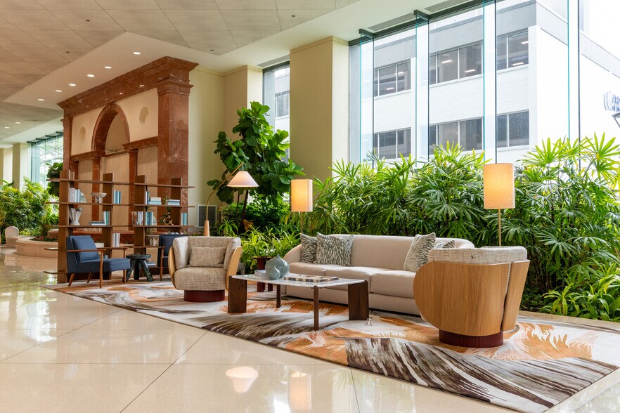 More Photos Of 1511 N Westshore Blvd, Tampa Office For Lease