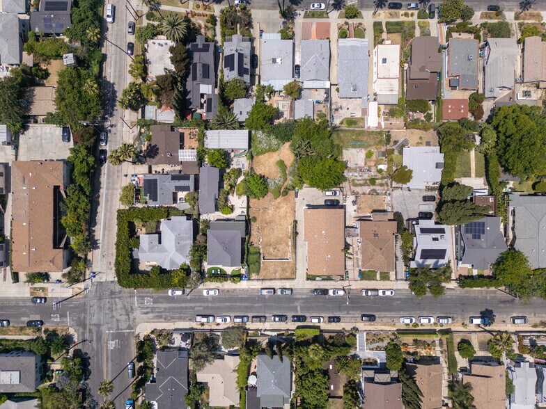 More Photos Of 1311 Waterloo St, Los Angeles Land For Sale