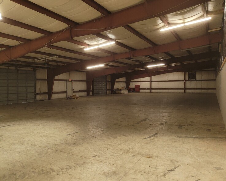 More Photos Of 25451 Fortran Dr, Punta Gorda Warehouse For Sale