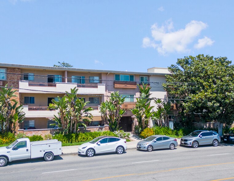 Primary Photo Of 14833 Magnolia Blvd, Sherman Oaks Apartments For Sale