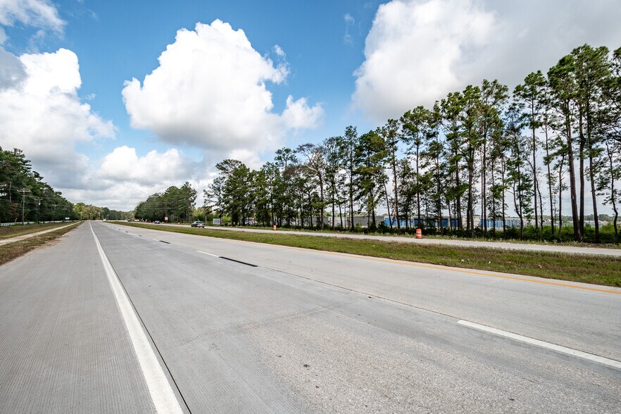 More Photos Of 19.175-Ac 242 hwy, New Caney Land For Sale