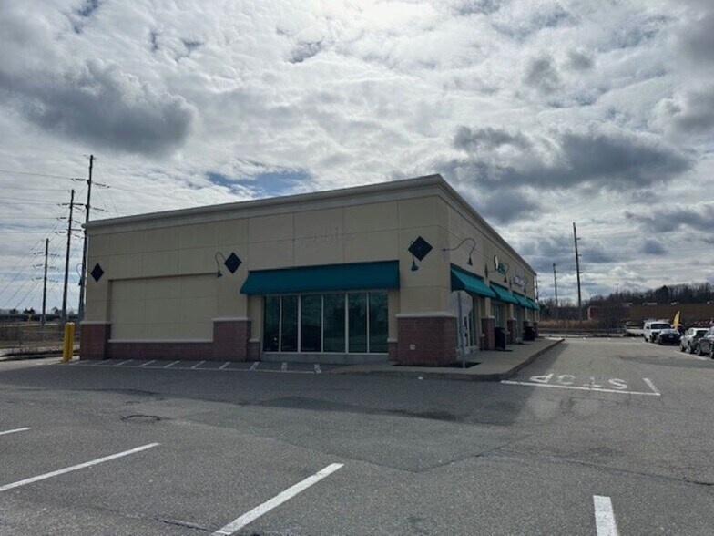 More Photos Of 200 Running Hill Rd, South Portland General Retail For Lease