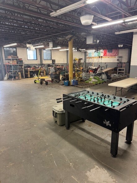 More Photos Of 5960 Atlanta Hwy, Alpharetta Storefront Retail Office For Sale