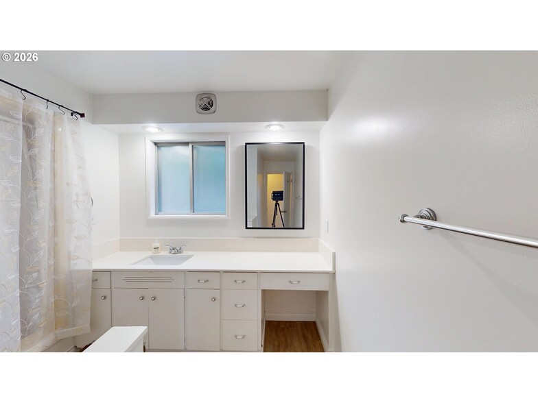 More Photos Of 2145 Webb St, West Linn Apartments For Sale