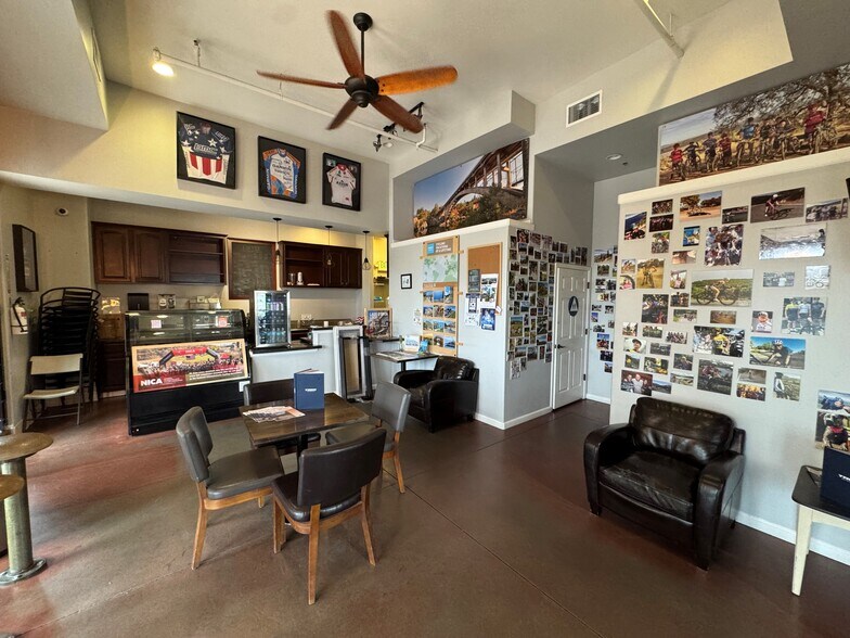 More Photos Of 7610 Folsom Auburn Rd, Folsom Freestanding For Sale