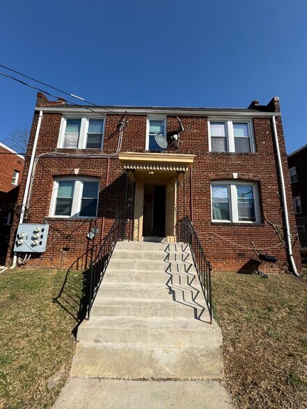 More Photos Of , Washington Multifamily For Sale