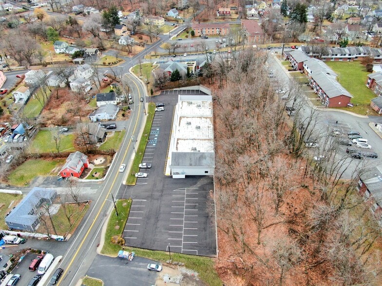 More Photos Of 10 Waldron Ave, Nyack Storefront For Lease