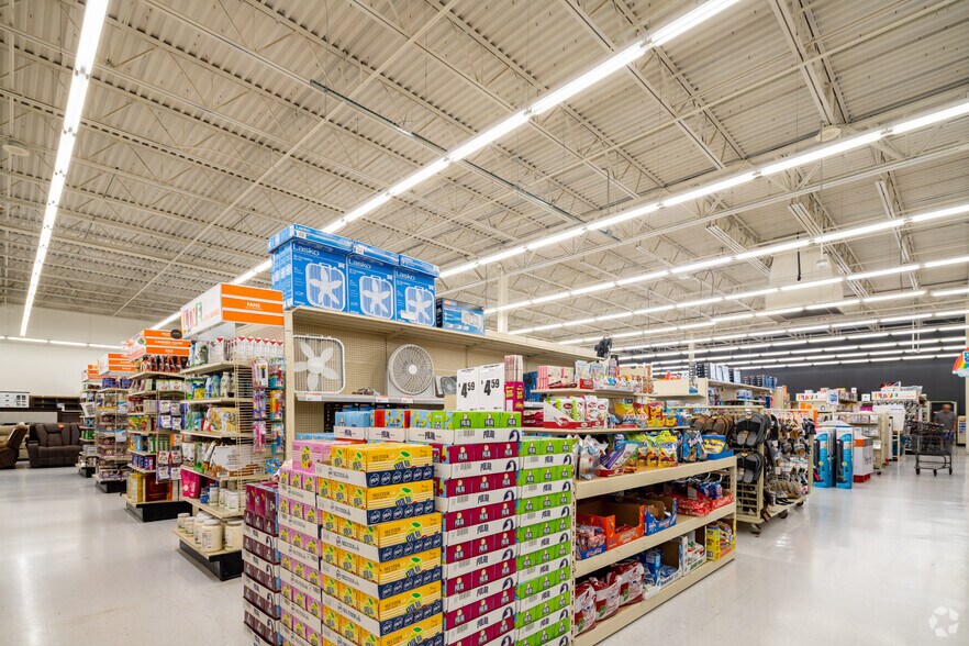 More Photos Of 4157-4245 E Court St, Burton Department Store For Sale