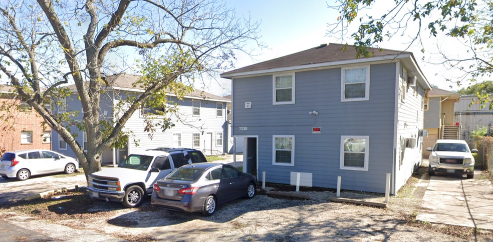 More Photos Of 7330 Lindencrest St, Houston Apartments For Sale