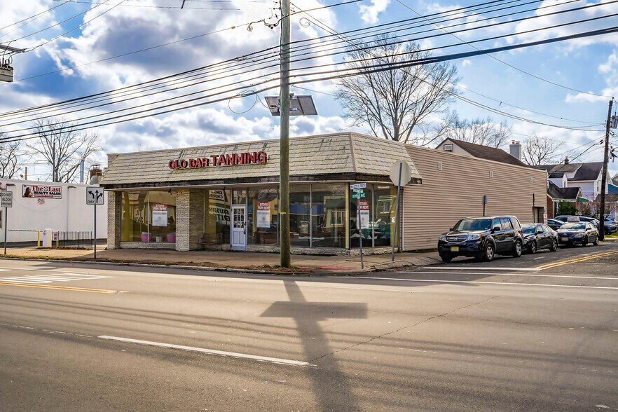 More Photos Of 2714 Morris Ave, Union Township General Retail For Sale