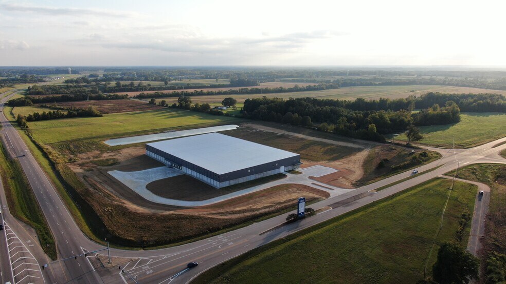 More Photos Of 17 Tab Way, Baldwyn Warehouse For Lease