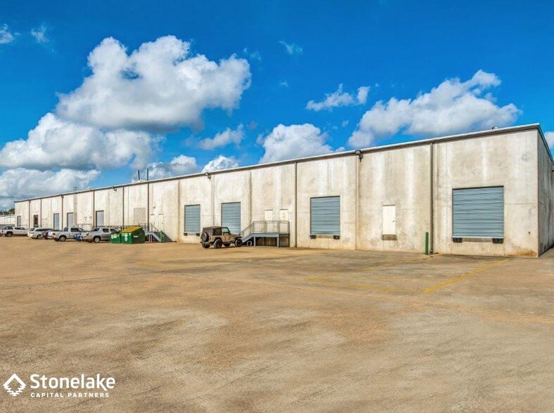 Primary Photo Of 9701 Dessau Rd, Austin Light Manufacturing For Lease