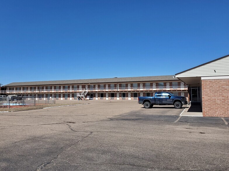 More Photos Of 15225 US-385, Julesburg Hotel For Sale