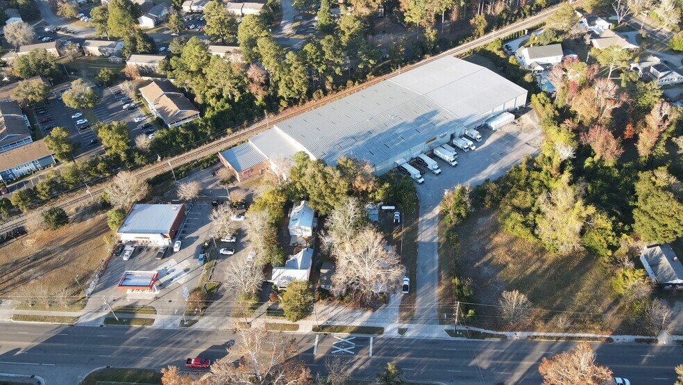 More Photos Of 2405 Wrightsville Ave, Wilmington Distribution For Lease